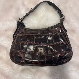 Vintage DOONEY BOURKE Brown Croc Leather BrownTop Handle
Oversized Shoulder Bag
